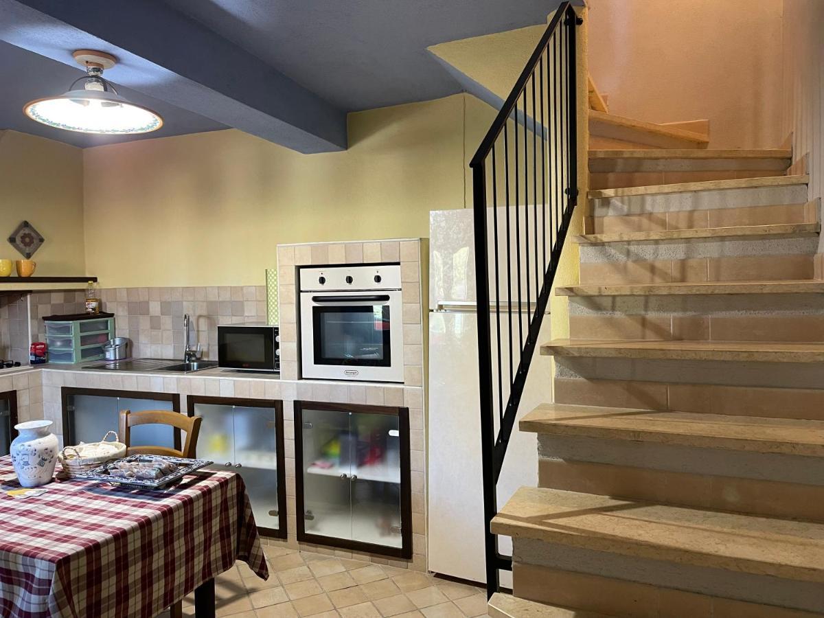 Il Cinghialetto Hotel Фони Екстериор снимка