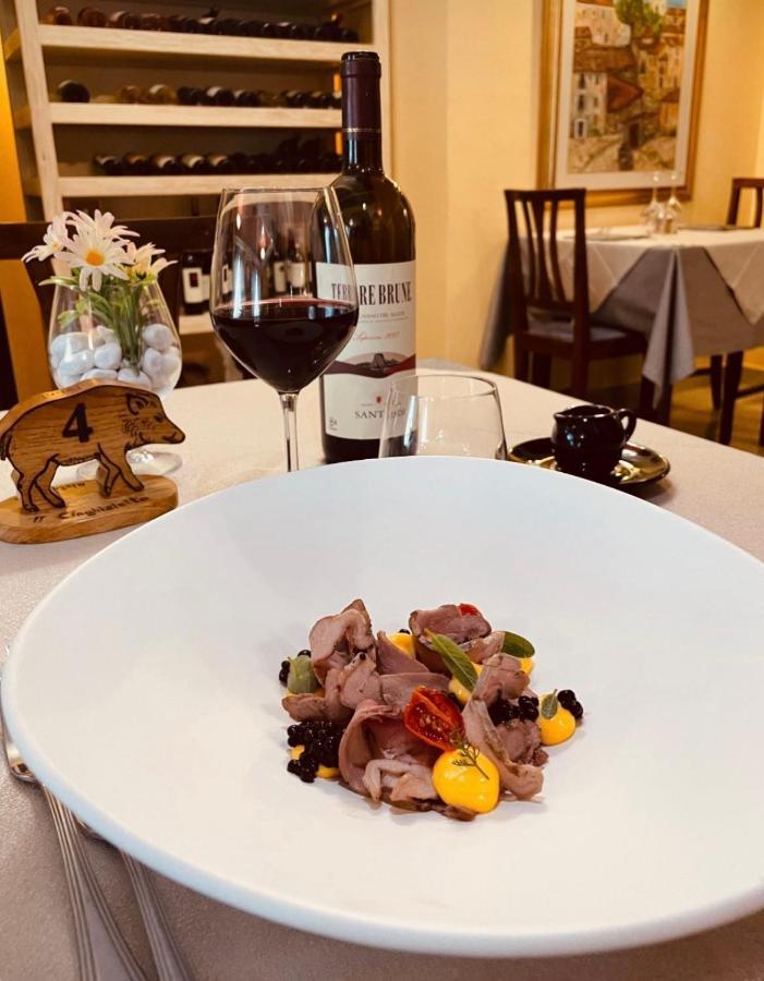 Il Cinghialetto Hotel Фони Екстериор снимка